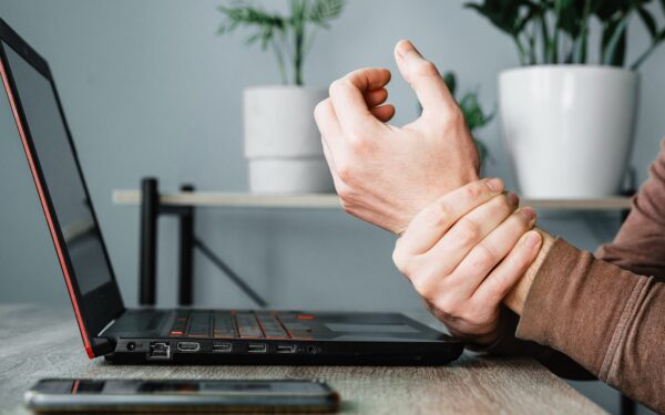 Inconvénients de déclarer une maladie professionnelle : témoignages et expériences