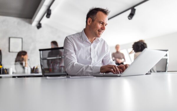 Les tendances actuelles d’exemples de signatures email à adopter dès maintenant