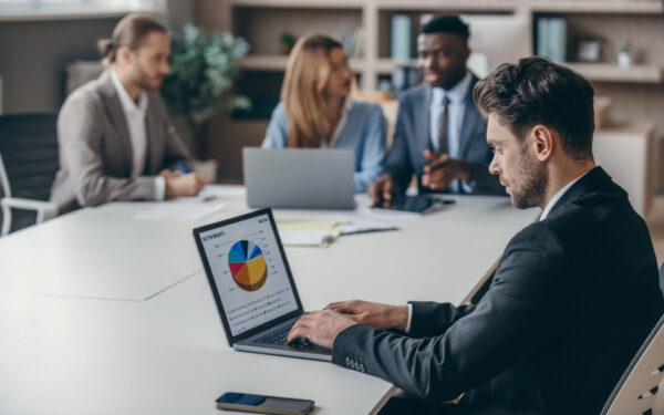 ERP et gestion commerciale : gagnez du temps et optimisez vos ventes